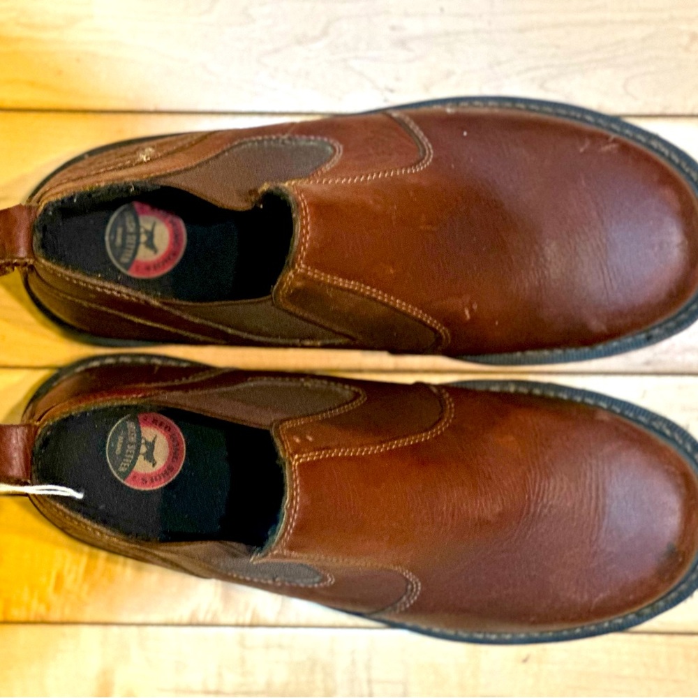 COPY - Red Wing Irish Setter ankle boot pull on gently used.